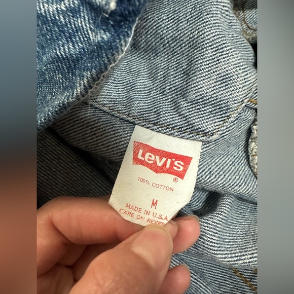 Vintage Levi's Classic Bee details Jean fringe Jacket with Embellishments size M - Picture 11 of 12